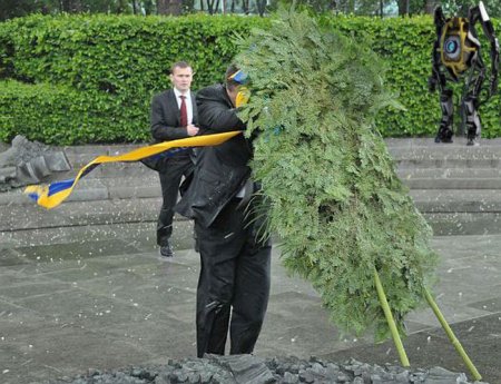 Kонкурс фотожаб по игре Portal 2 от GameWay и Keybox.com.ua